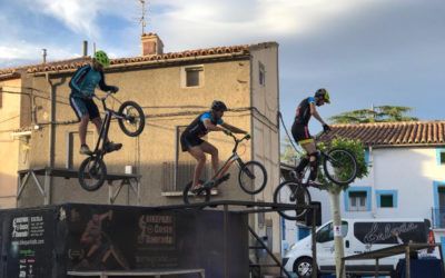 Fotografías de la exhibición de Bike Trial celebrada el pasado sábado en la Plaza Agustina de Aragón